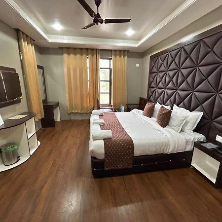 מלון Fair Mount, Airport Road, Humhama Srinagar מראה חיצוני תמונה
